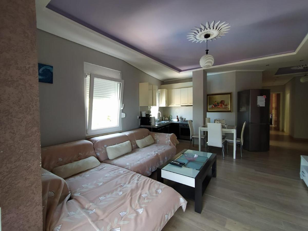 Mia'S Sea View Apartment Golem  Esterno foto