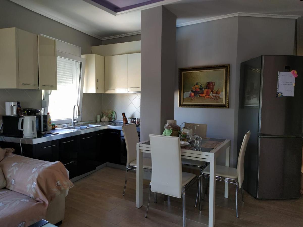 Mia'S Sea View Apartment Golem  Esterno foto